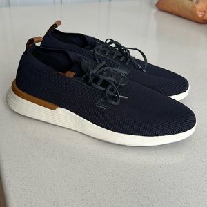 Men’s size 10 Wolf & Shepherd Swiftknit Derby